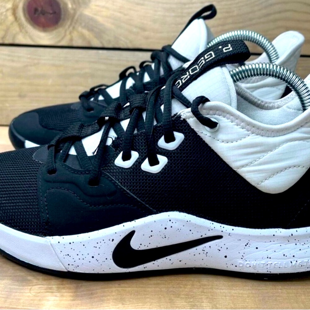 Nike Black and White Athletic Shoes - PG3 Paul George Basketball Shoes. Sz 8